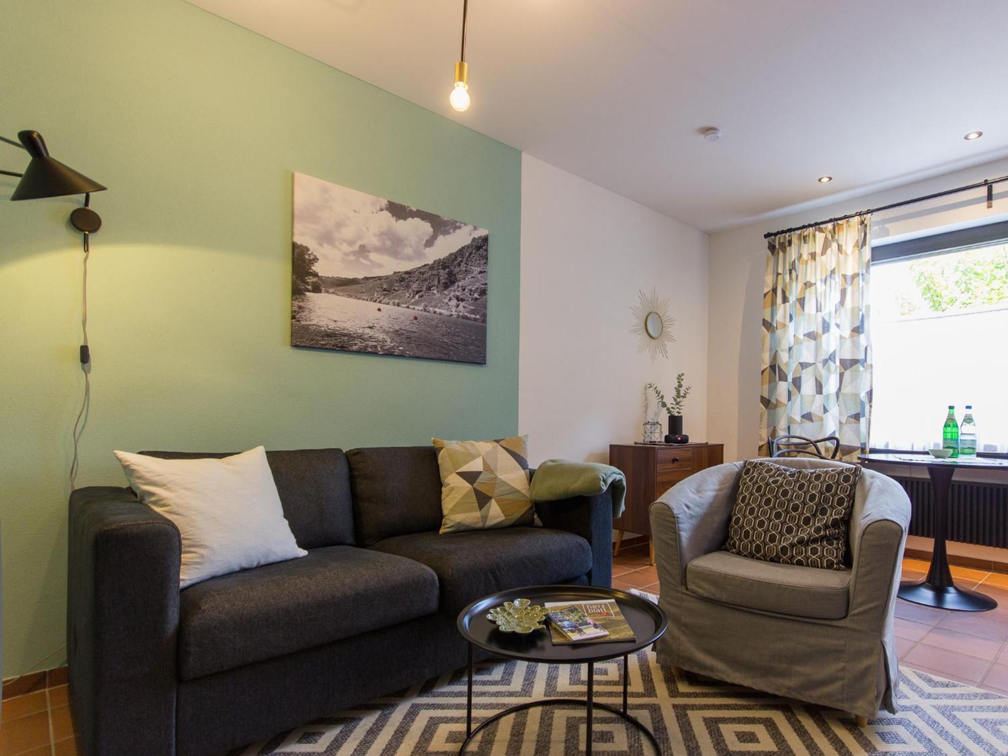 Ferienhaus Schwaab-Scherr, Genau Zwischen Bernkastel-Kues Und Traben-Trarbach, Mit Kostenlosem Oepnv-Ticket Fuer Bus Und Bahn, Parkplaetzen Und Fahrradgarage Erden Eksteriør billede